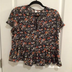 Women’s floral blouse, size medium